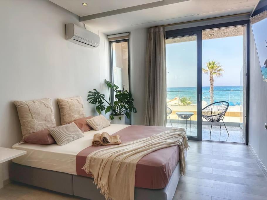 Appartamento Akasha Living By The Sea Rethymno Esterno foto